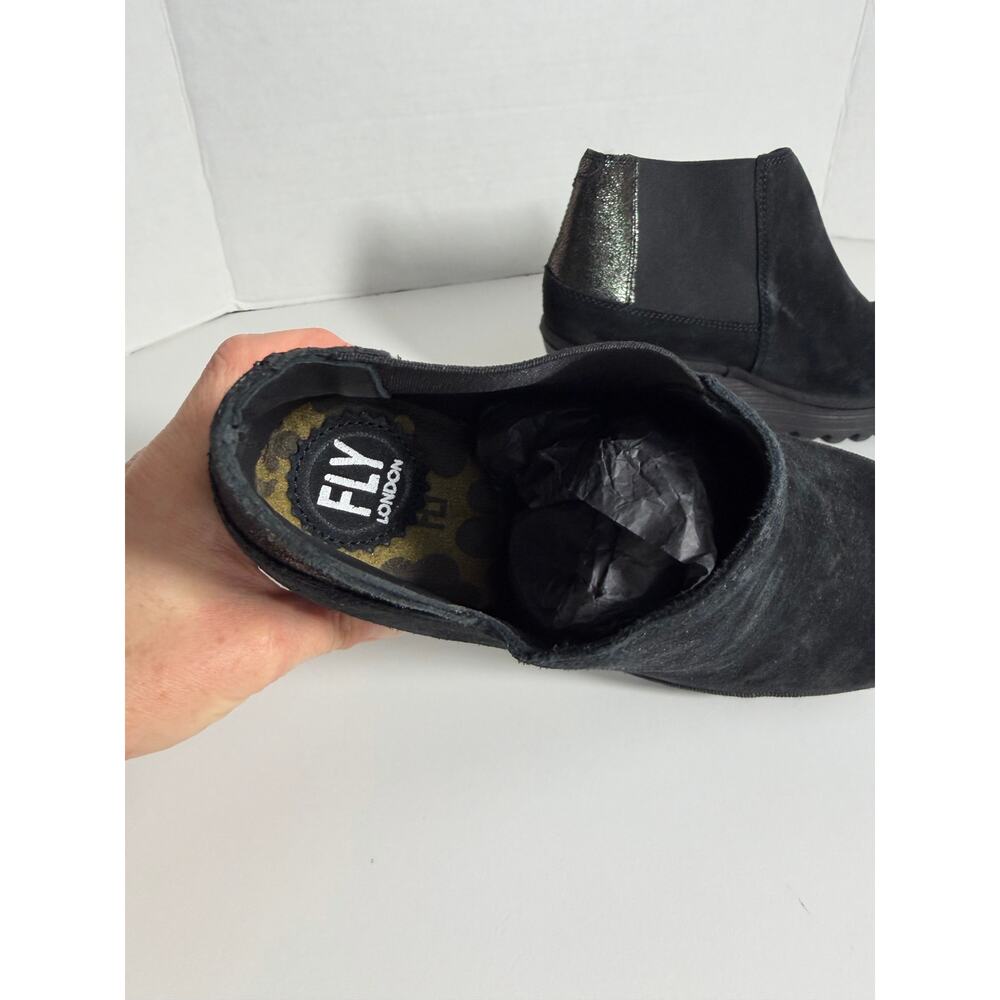 FLY LONDON Black/Pewter Suede Booties Wedge Womens Size 38 - Picture 4 of 8